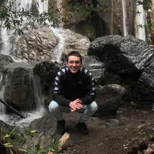 Meet your Posher, Hunter